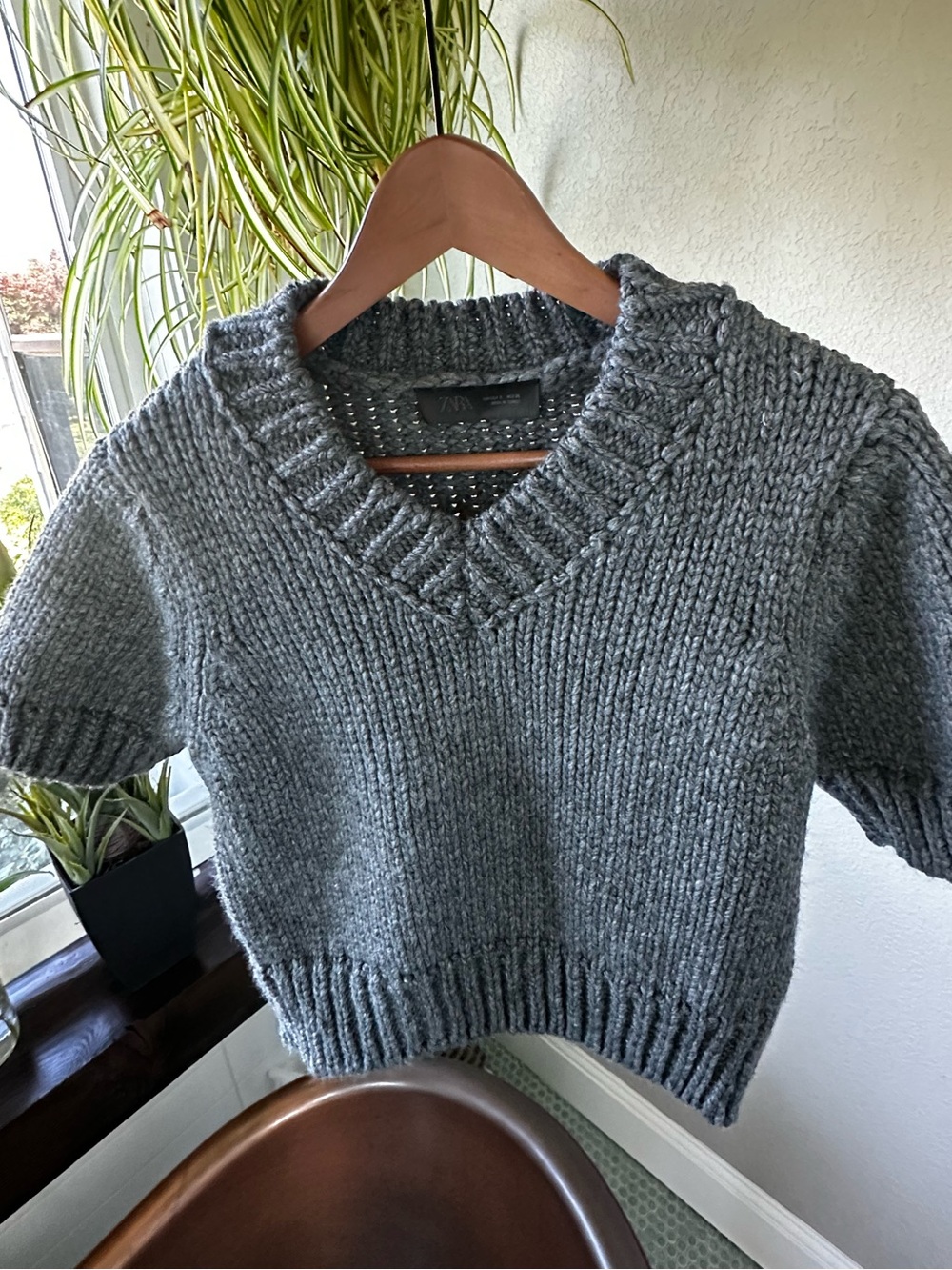 Zara Gray Chunky V-Neck Short Sleeve Sweater